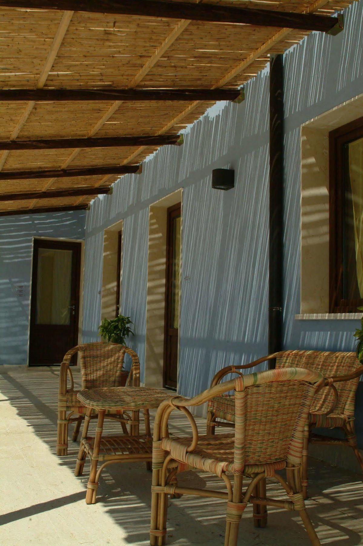 Terre Iblee Resort Кьярамонте-Гульфи Экстерьер фото